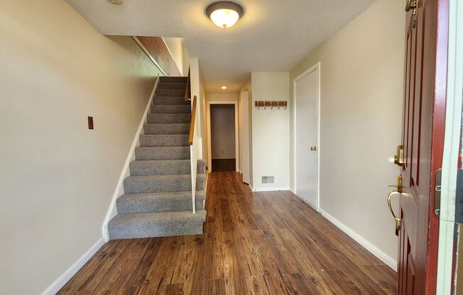 Townhome with Garage in Alexandria