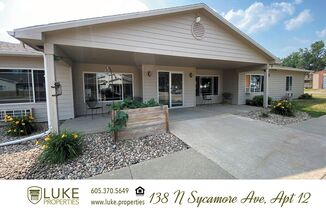 138 N SYCAMORE AVE