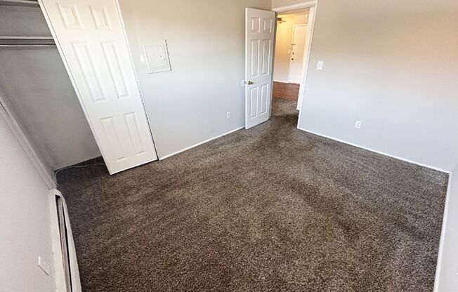 1 bed, 1 bath, 560 sqft, $795, Unit 715-11