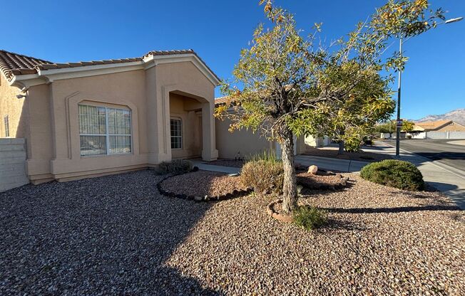 Gorgeous 4bed / 2bath home in Summerlin!