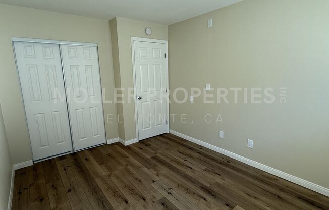 2 beds, 1 bath, $2,200, Unit balb