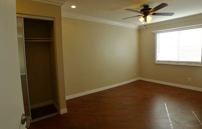 1 bed, 1 bath, 650 sqft, $2,095, Unit 212