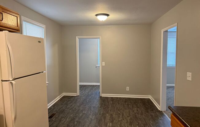 3 beds, 1 bath, $1,295