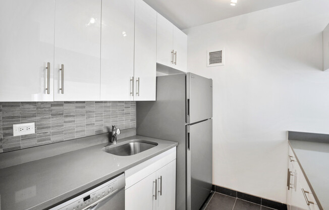 1 bed, 1 bath, $5,000, Unit C21F