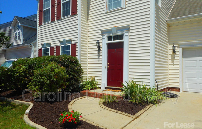 1018 FOUNTAINBROOK DR