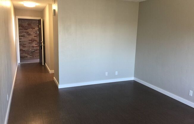 1 bed, 1 bath, 600 sqft, $1,295, Unit 204