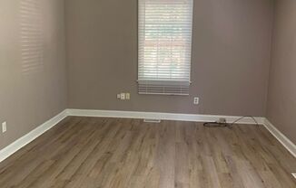 2 beds, 1 bath, $1,695