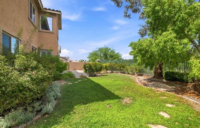 5 beds, 3.5 baths, $3,950