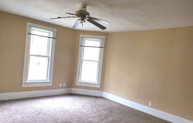 2820 Cottage Grove