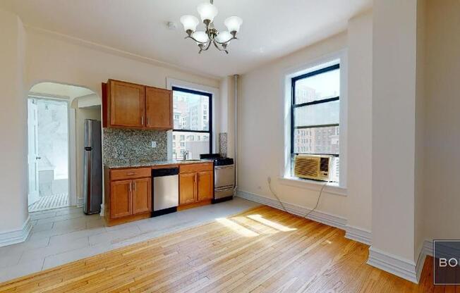 324 W 84th St #93