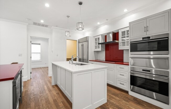 378 COLUMBUS AVE