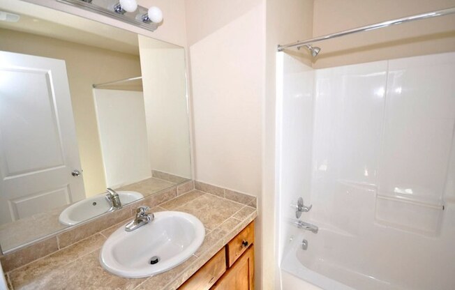 Craftsman Style Townhouse - 3 bedroom, 2.5 bath w/ Bonus Room - Attached Double Garage