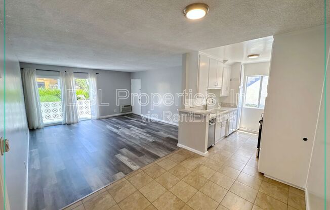 823 N. Hudson Ave.