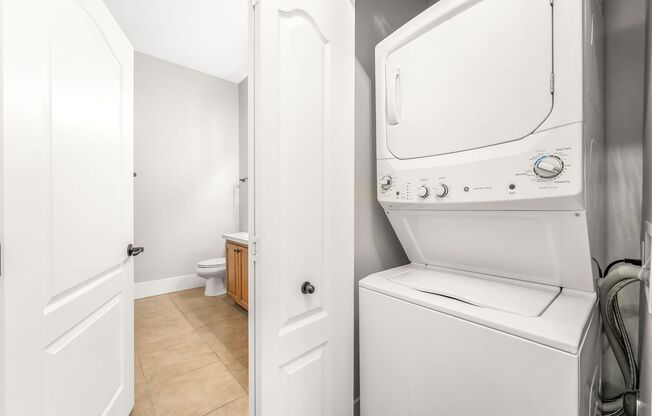 2 beds, 2 baths, $1,650, Unit # 1030