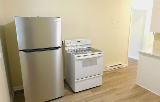 Cute Renovated 2bd/1ba Available Now!