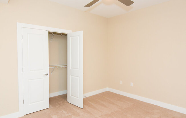 3 beds, 2 baths, 1,631 sqft, $2,500, Unit 3D