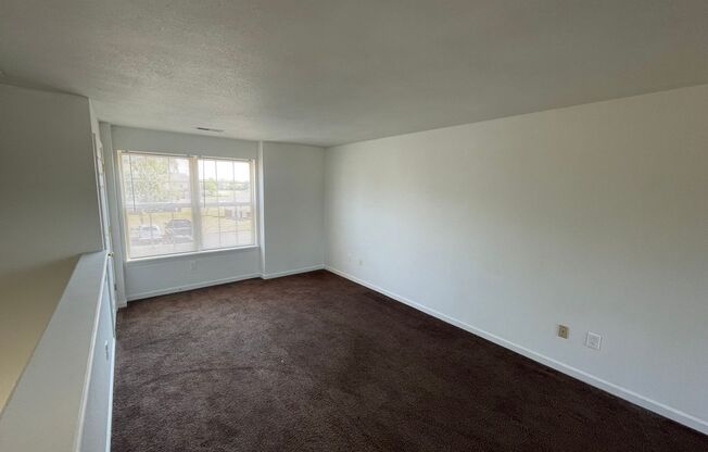 3 Minutes to Honda********** Rent $1149/month*********Peaceful Living