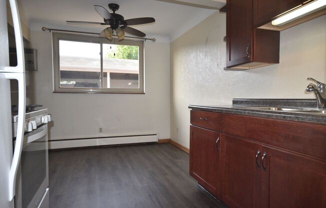 Mount Curve Apartments