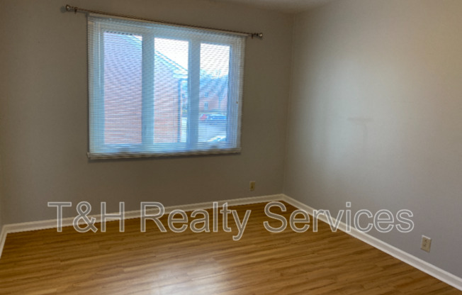 1150 CANTERBURY CT