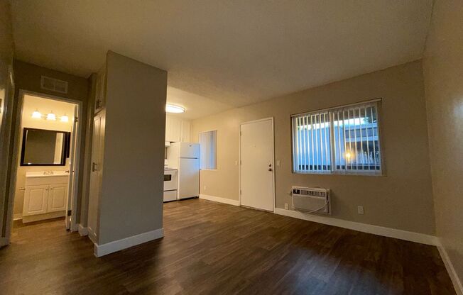 1 bed, 1 bath, 436 sqft, $1,875, Unit 36