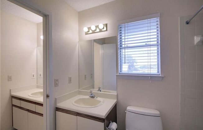 Stately 2 Story Condo In North Austin Located In The Coppertree Condominiums.