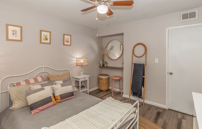 1 bed, 1 bath, 625 sqft, $1,300, Unit 16-103