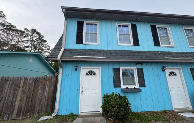 Myrtle Beach - 2 Bedroom / 1.5 Bathroom Townhome