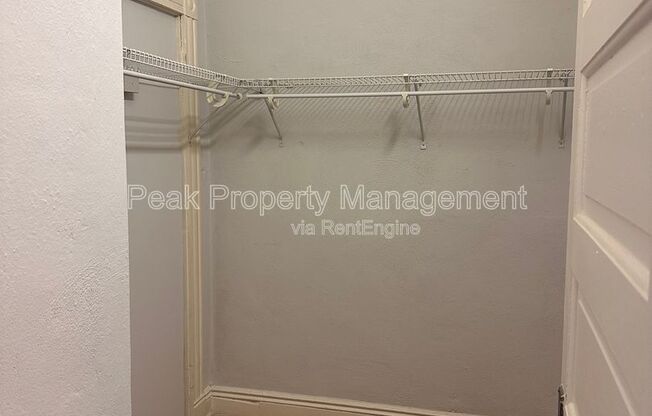 1 bed, 1 bath, 814 sqft, $1,195, Unit 11