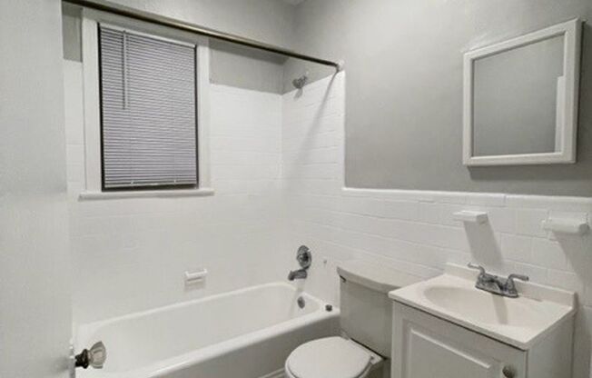 Studio, 1 bath, 300 sqft, $1,700, Unit 602
