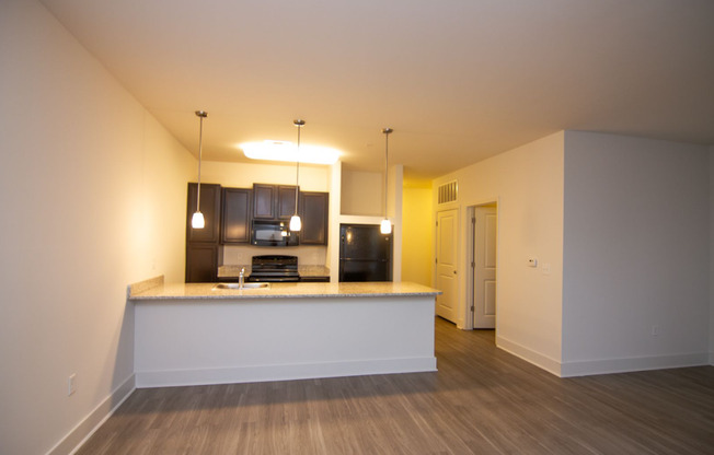 2 beds, 2 baths, 1,088 sqft, $1,599