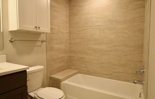 1 bed, 1 bath, 662 sqft, $1,075, Unit 113