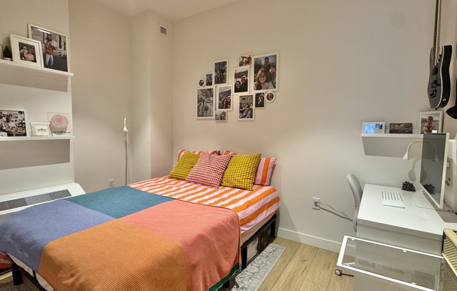 1 bed, 1 bath, $4,354, Unit 16M