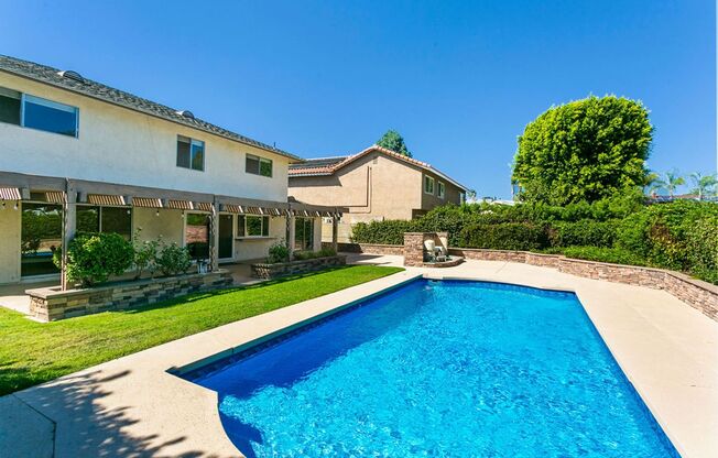 Move-In Special - 50% Off First Month’s Rent! Upgraded Pool Home in Wonderful Mission Viejo Neighborhood