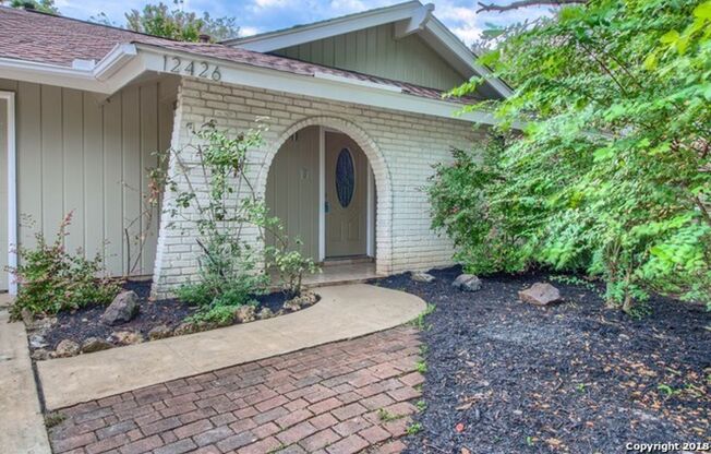 NE San Antonio 3 bedroom home in established neighborhood-You do not want to miss this one!