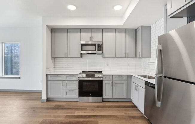 2 beds, 1 bath, 856 sqft, $2,021, Unit 501