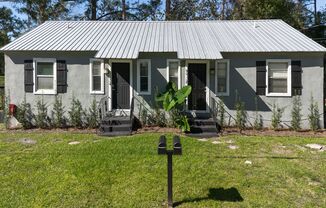 Renovated 2 Bedroom Jacksonville Heights Duplex Apartment