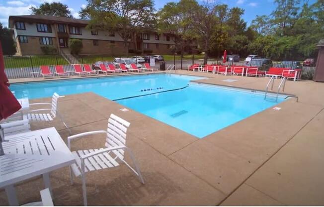 Pool at The Clarendon Apartment Homes, Clarendon