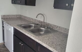 ARBORCREST APARTMENTS