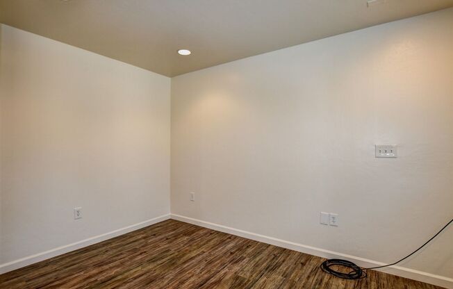 Studio, 1 bath, 288 sqft, $850, Unit Unit 15