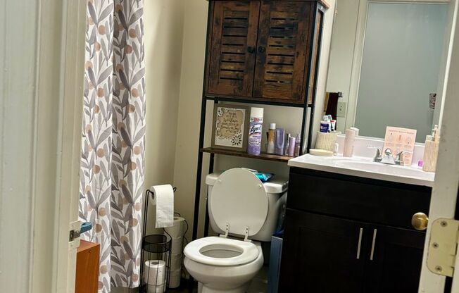 1 bed, 1 bath, 600 sqft, $1,649, Unit 404