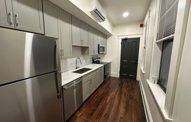 1 bed, 1 bath, 357 sqft, $1,155, Unit 301