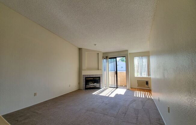 1 bed, 1 bath, 660 sqft, $1,800, Unit 64