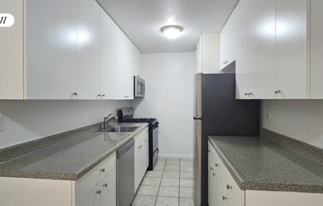 4 beds, 1.5 baths, 1,400 sqft, $7,500, Unit 2D