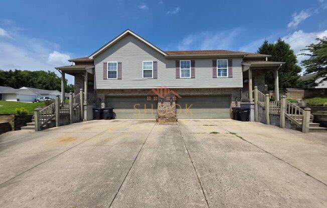 3619/3621 W Thornhill Cir