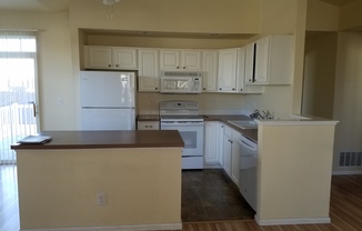 2 beds, 2 baths, 1,242 sqft, $1,995