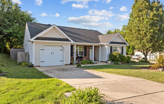 Charming 3-Bedroom Brick Ranch in Raleigh – Cozy & Updated!