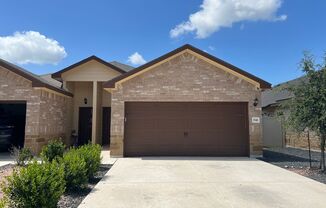 Luxury 3/2 Duplex in Seguin, Texas