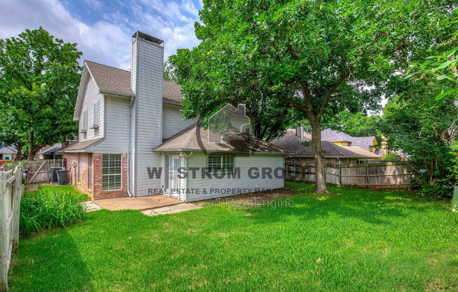 3 beds, 2.5 baths, 1,919 sqft, $2,495
