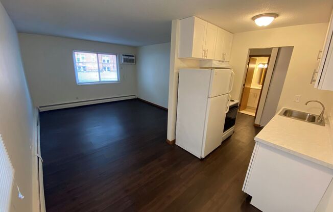 1 bed, 1 bath, 575 sqft, $955, Unit 201