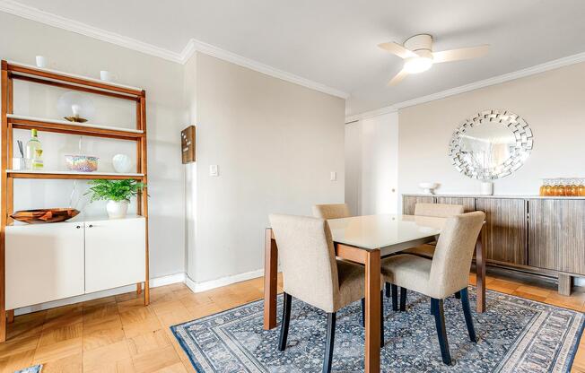 2 beds, 1 bath, 1,000 sqft, $4,250, Unit 11H